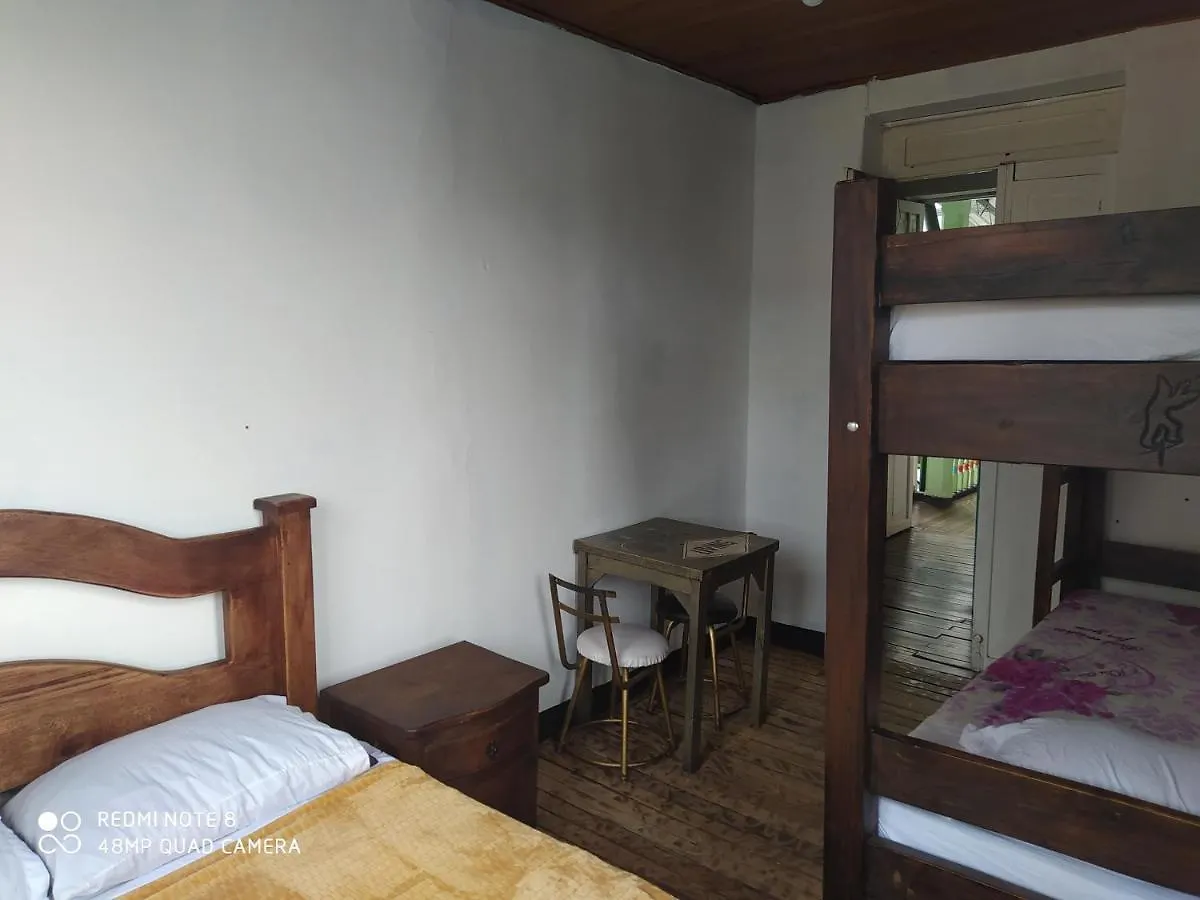 Hostal Cq Lourdes Colombia